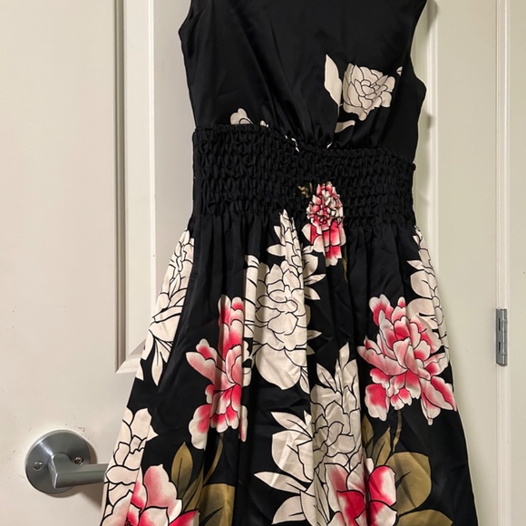 Jessica Simpson Cocktail Dress (size 4) - Picture 5 of 5